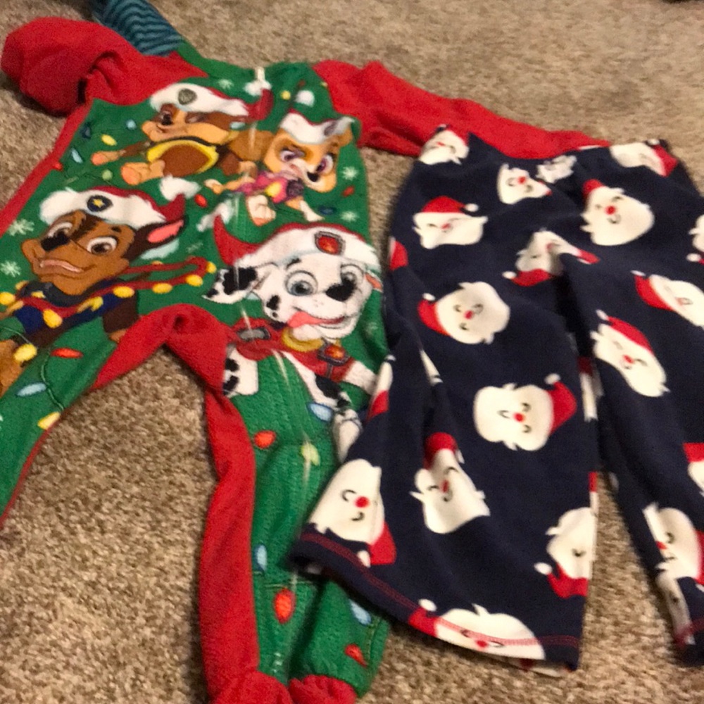 4T Christmas pjs